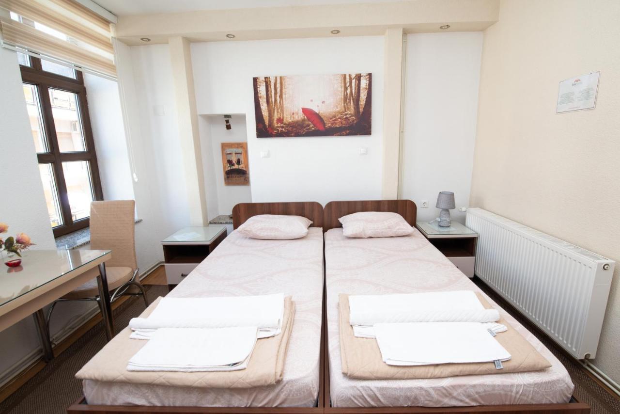 Stone Bridge Apartments Битоля Екстериор снимка