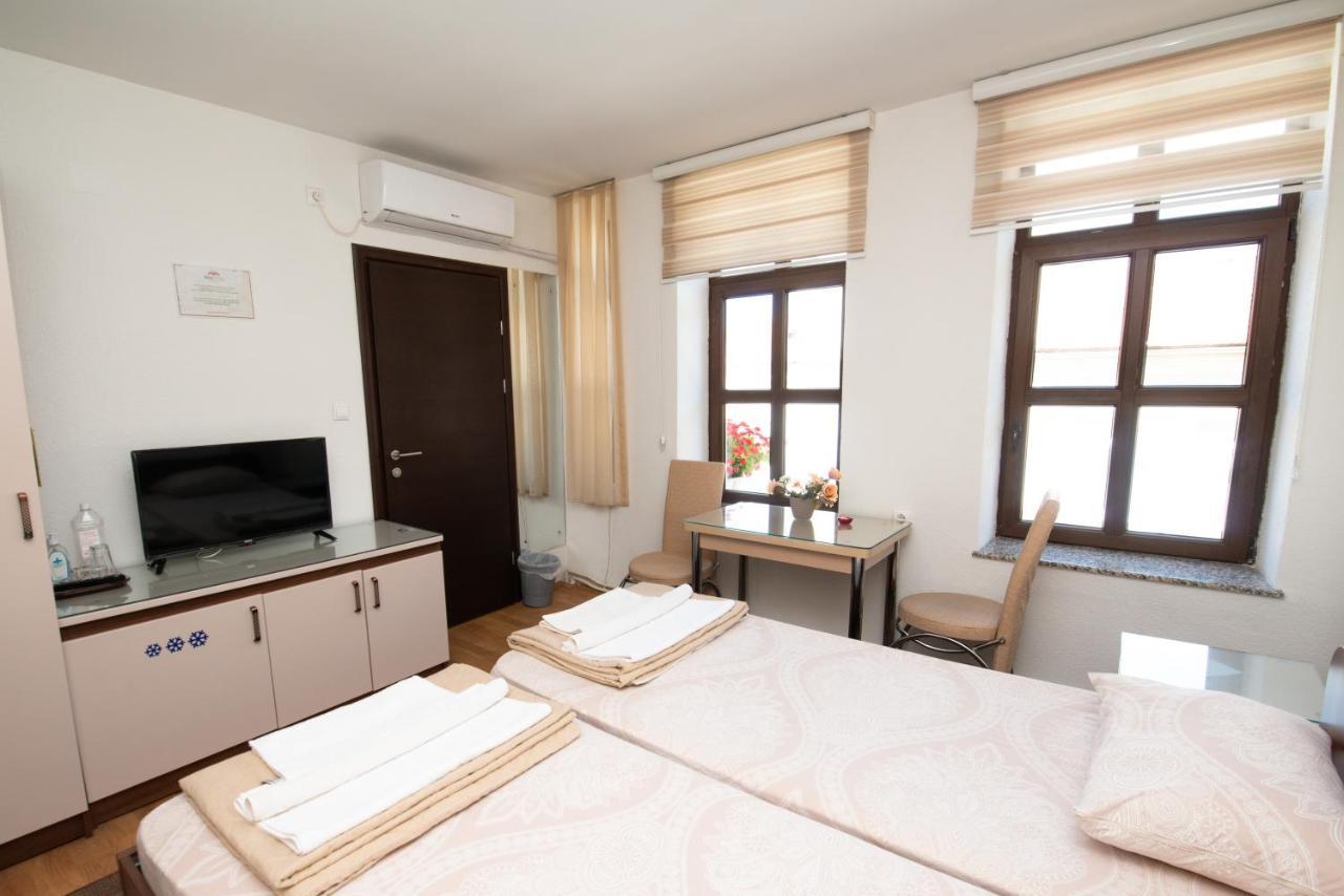 Stone Bridge Apartments Битоля Екстериор снимка
